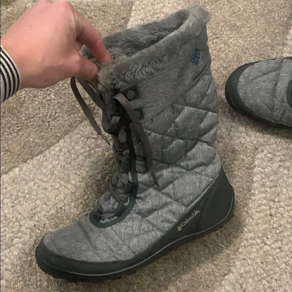 Women’s winter Columbia boots